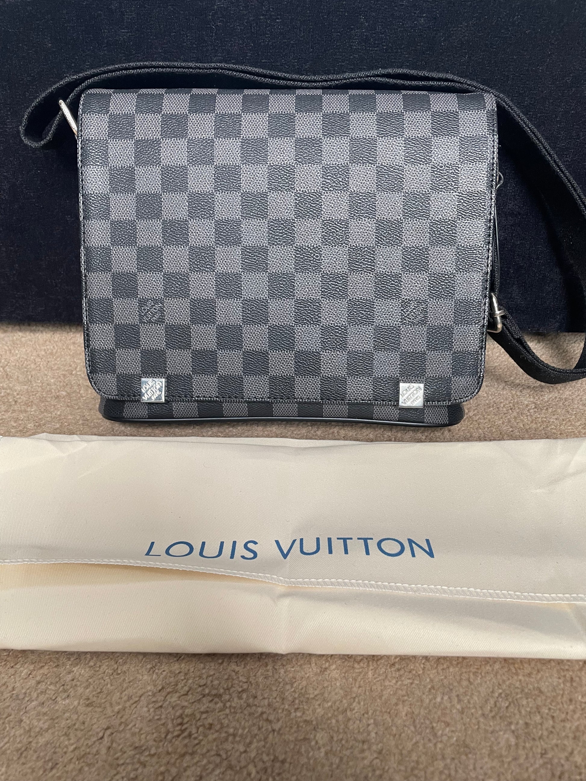 Sacoche noire damier geant messenger Louis Vuitton - Vinted